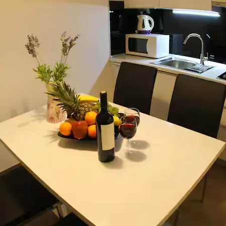Apartment Miracle - Classic
